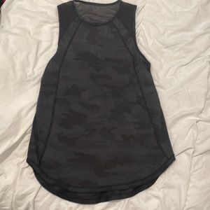 Lululemon sculpt tank top, black camouflage, great used condition size 8